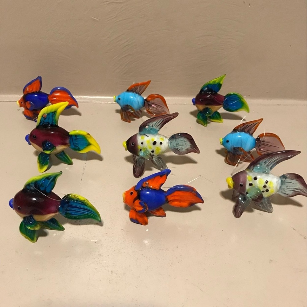 Lot of hand blown glass Beta Fishes